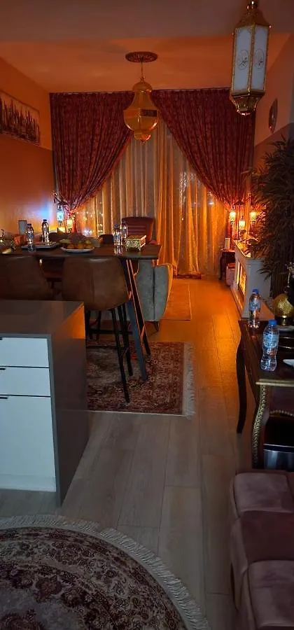 Lovely 1 Bedroom Apartments In The Heart Of Dubaj 0*,  Spojené arabské emiráty
